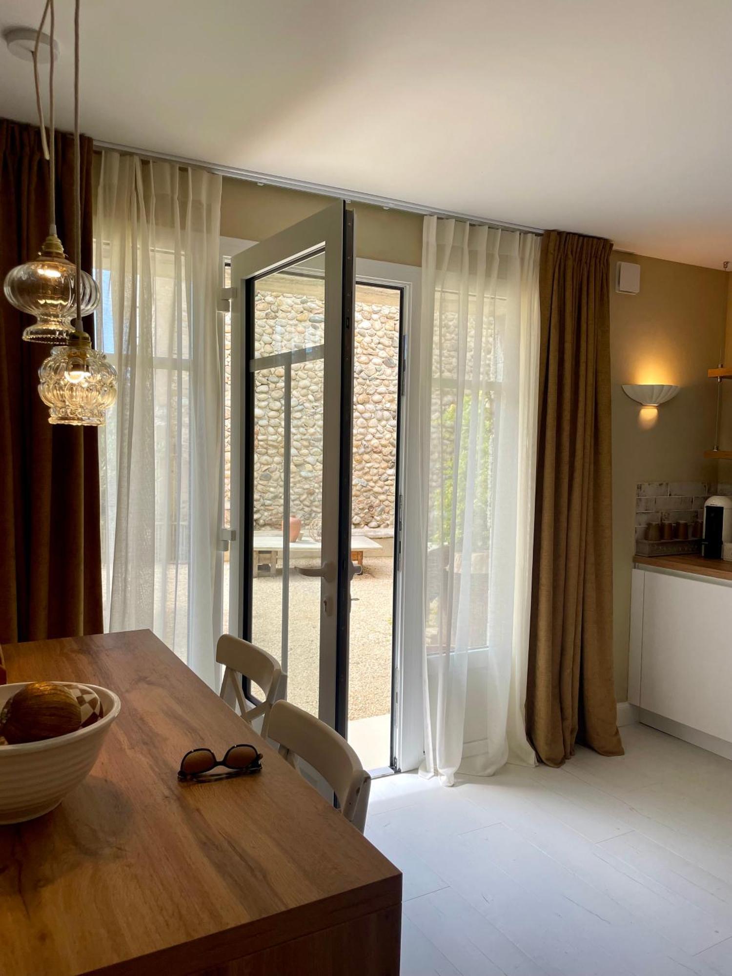La Suite Dromoise 1809 Saint-Paul-lès-Romans Exterior photo