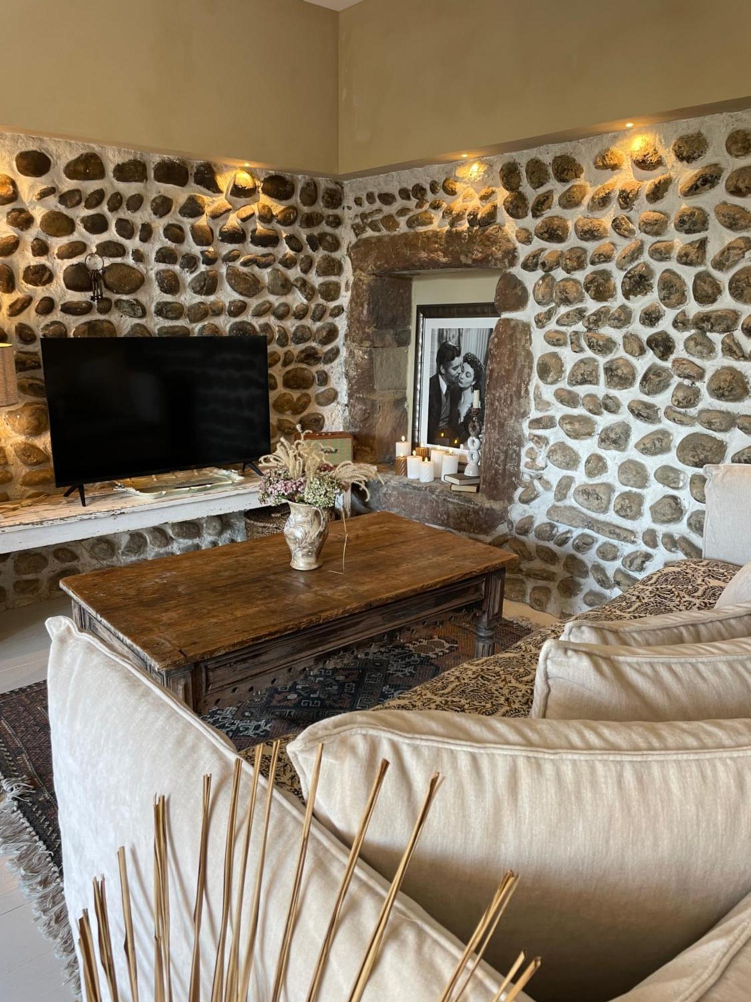 La Suite Dromoise 1809 Saint-Paul-lès-Romans Exterior photo